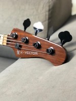 Luthier and player Fernando Giovannetti ``X-Vector Bass`` Spalted Walnut top