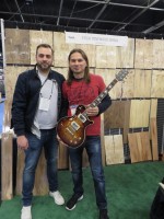 Leo guitars