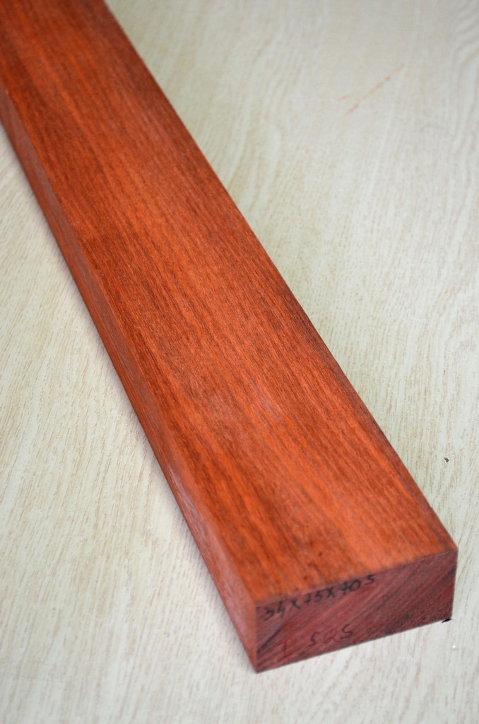 Padouk neck on sale